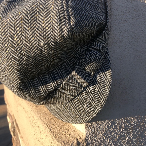 Bebe Womens Chevron print cap - Picture 11 of 16